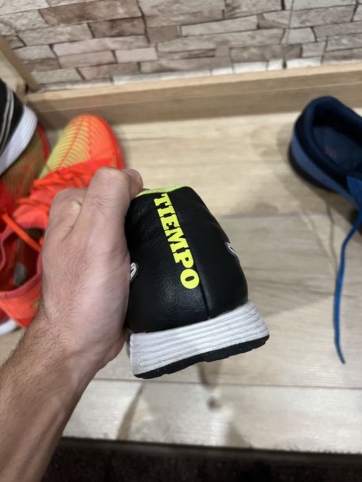 Nike Tempo - 41 см