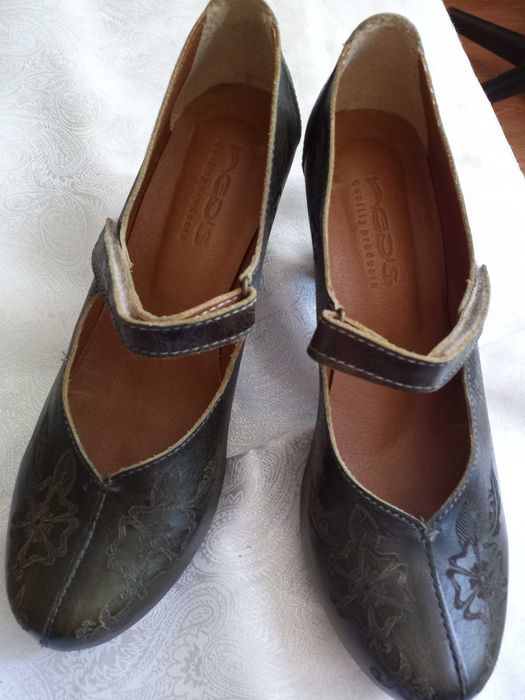 Дамски обувки 39