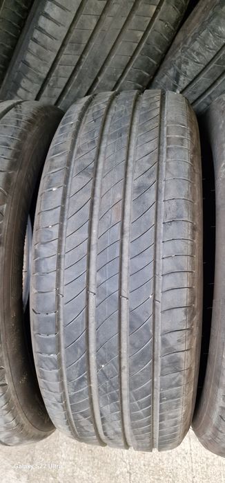 215/55/17 Michelin Primacy 4