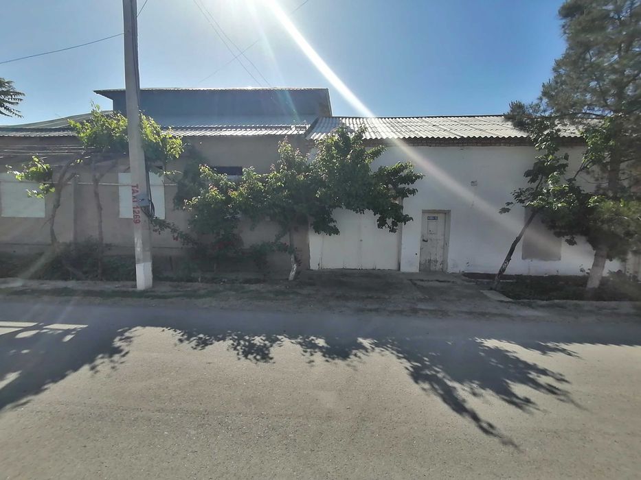 Уй сотилади 6,5 сотих