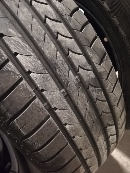 Гуми Goodyear 195/65/15 H95 плюс джанти