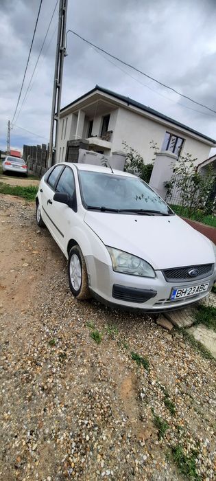 Ford focus hatchback 2006 Saldabagiu de Munte • OLX.ro