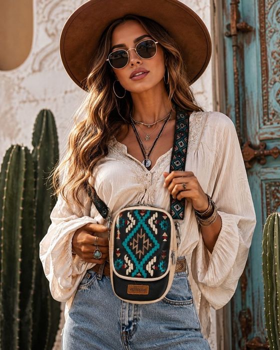 Женская Сумка Wrangler Aztec Crossbody Sling Bag for Women