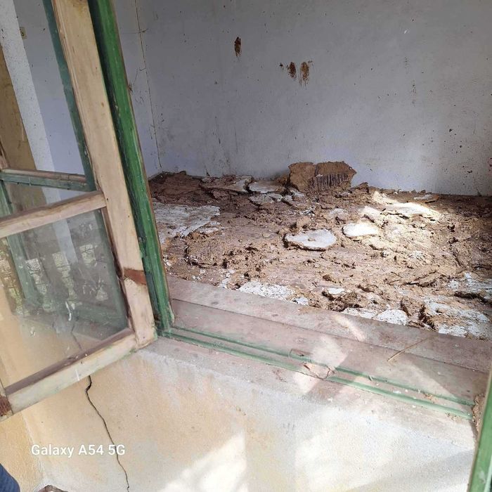 Къща за основен ремонт в Сираково