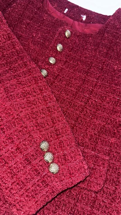 Твидовый красный пиджак