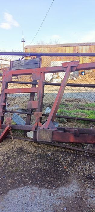 Продам раму Гун 4 и Кабину от Т4