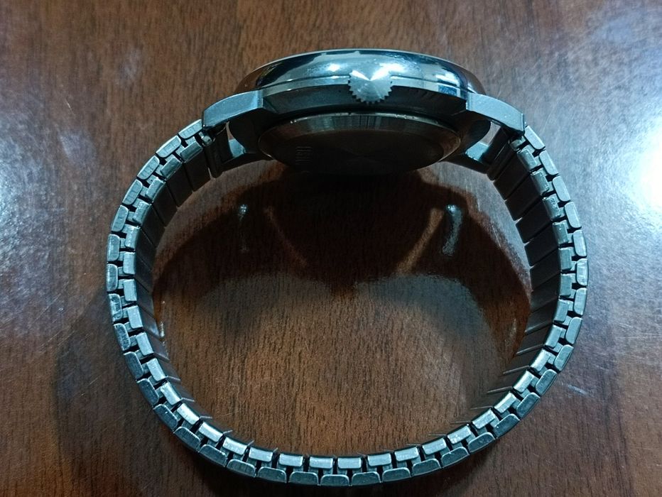 Наручные часы "Мустакиллик"