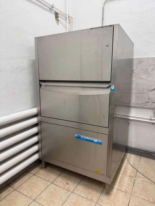 Masini profesionale de spalat vase mari, tavi, oale Meiko