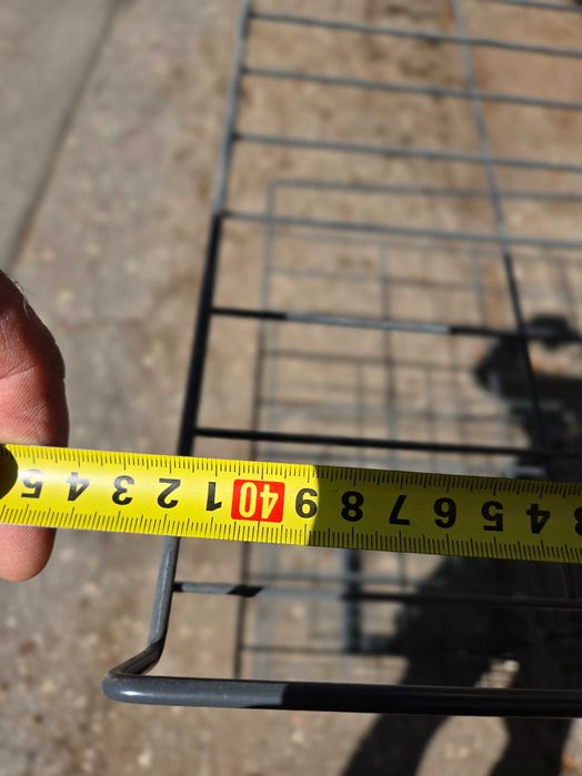 Стелажи с телени кошници