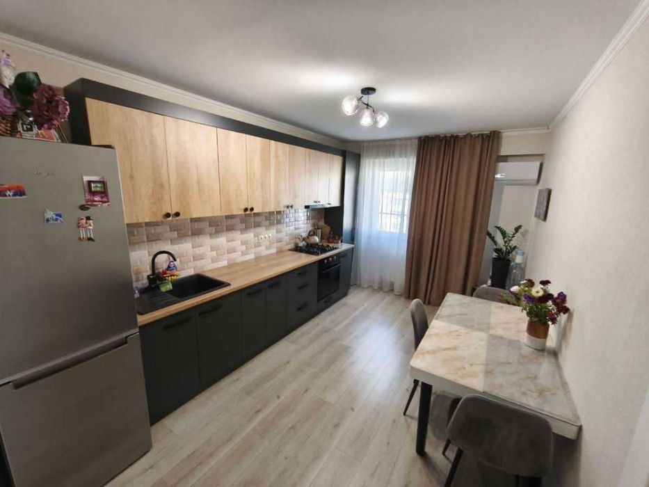 Дава се под наем Двустаен апартамент в София, Дружба 1 - 48 кв.м за 425 € - Снимка #1