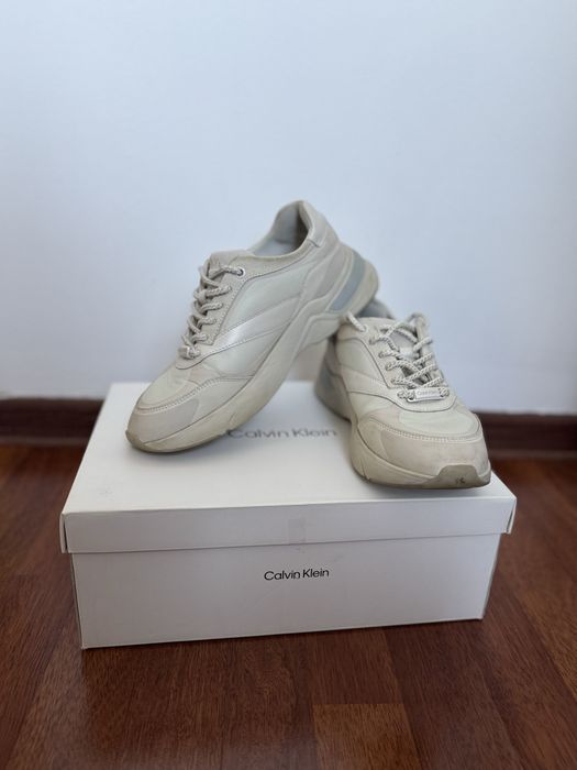 Кроссовки Calvin Clein женские 39 размер