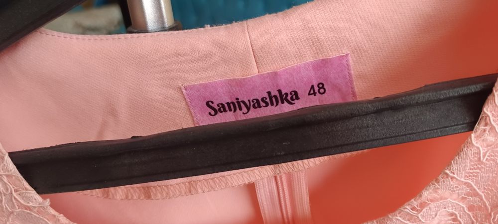 Платье нарядное красивое