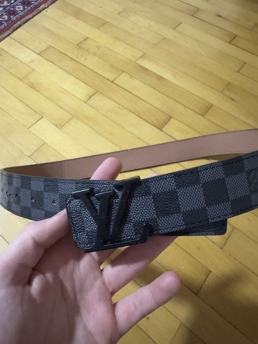 Curea Louie Vuitton