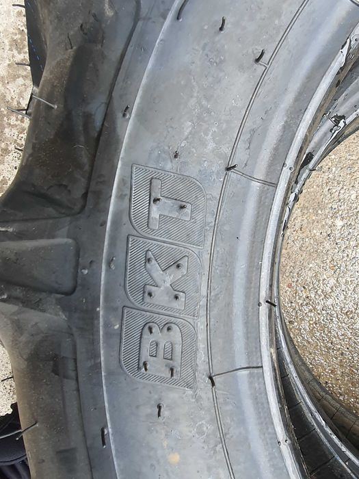 8-16 cauciucuri noi agricole BKT cu 6pr de tractiune de iseki JKZX