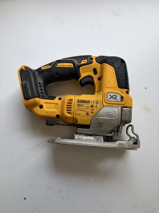 Pendular dewalt 18v defect