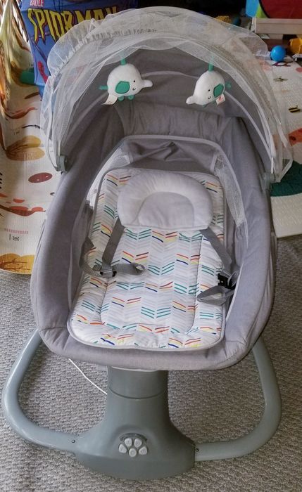 Шезлонг детский, в хорошем состоянии