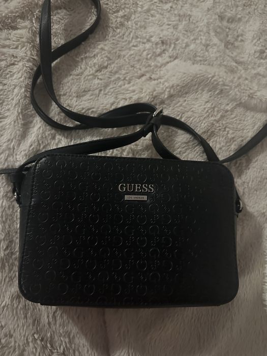 Guess оригинални чанти