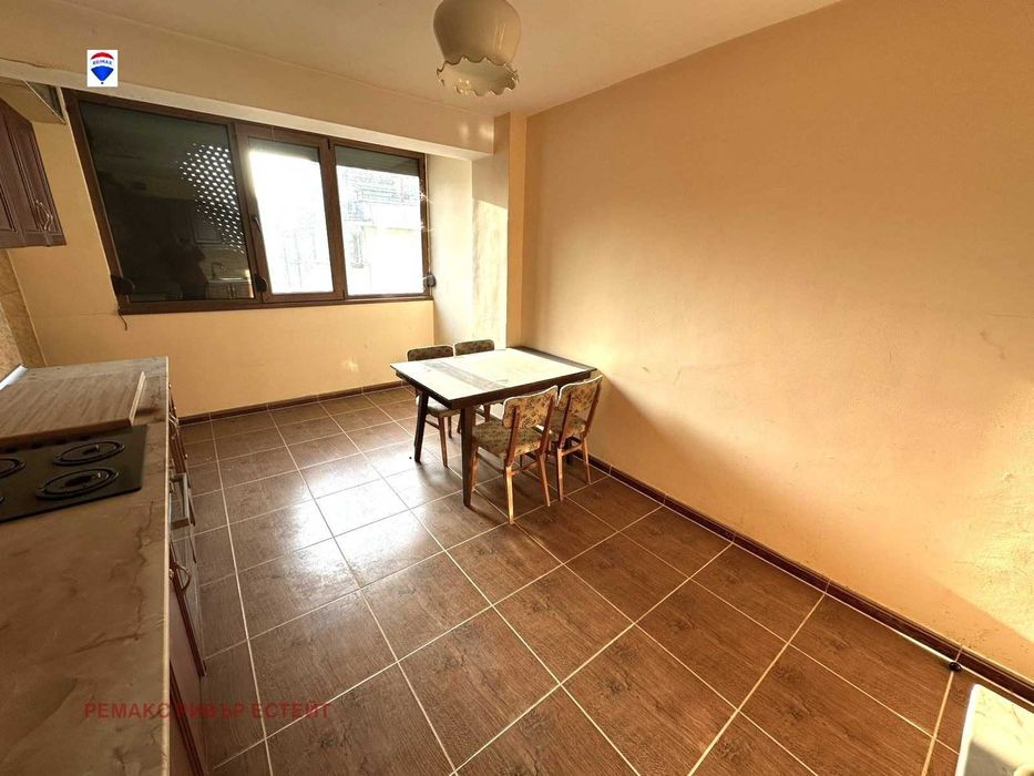 Мезонет с ГАРАЖ за продажба кв. Възраждане