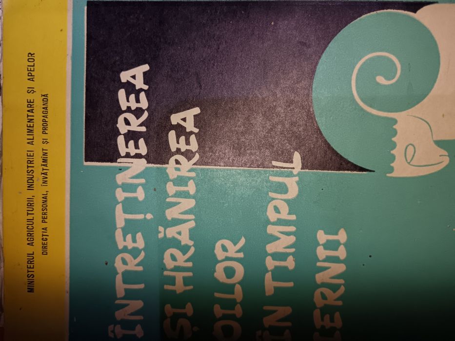 Diverse cărți în limba maghiara