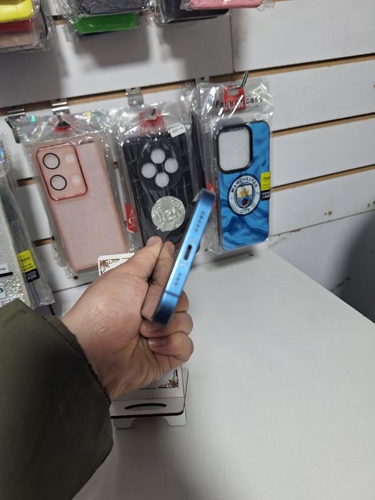 Айфон 13 128гв 5.5