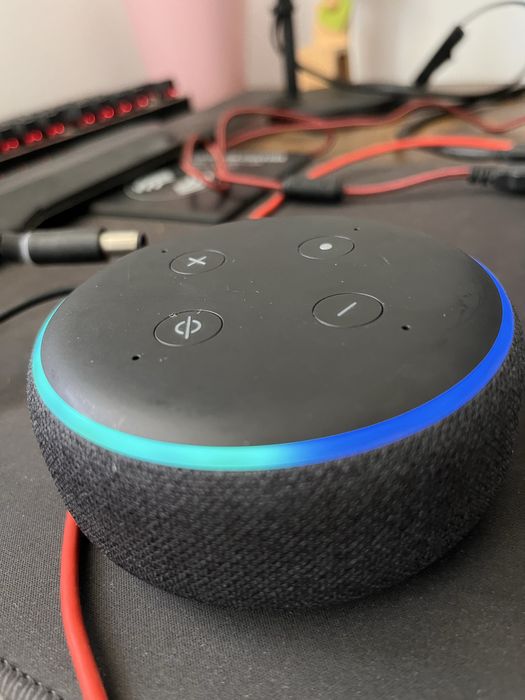Amazon Echo Dot 3 – Boxă inteligentă cu Alexa – Stare impecabilă