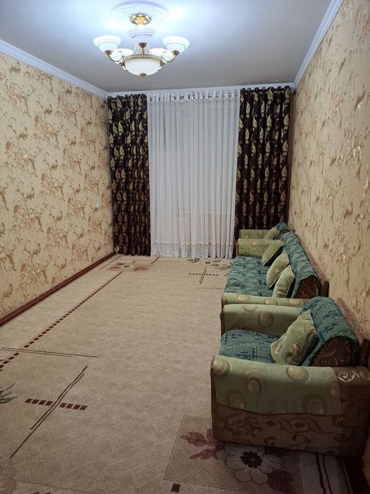 Uy sotiladi 7-MKR 1-etaj