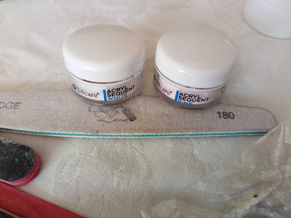 Комплект аксесоари за гел лак - 150 лв.