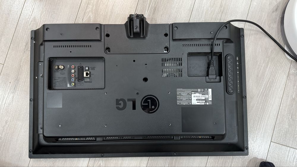 Телевизор lg 80cm