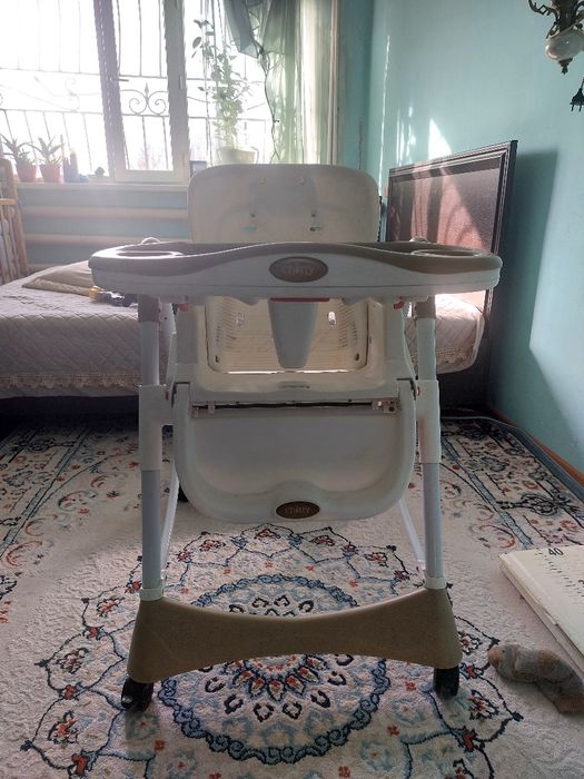 Продам детский стол