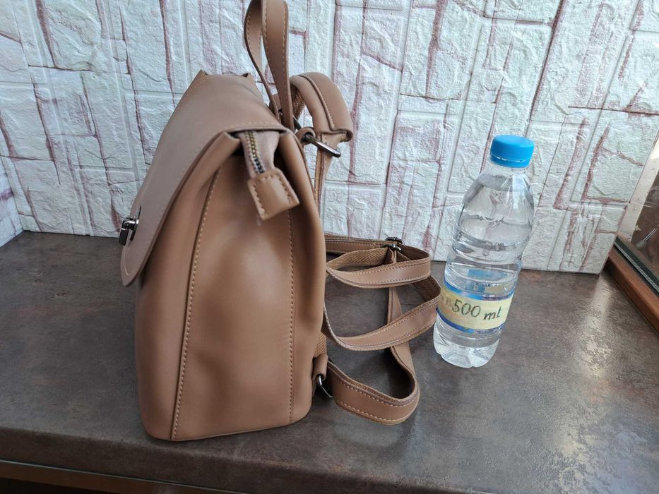 дамска раница малка кожена чанта-естествена кожа