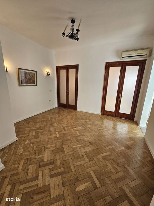 Apartament 3/4 camere | Palatul Cotroceni | Vilă P+2 | Garaj — fotografia 3