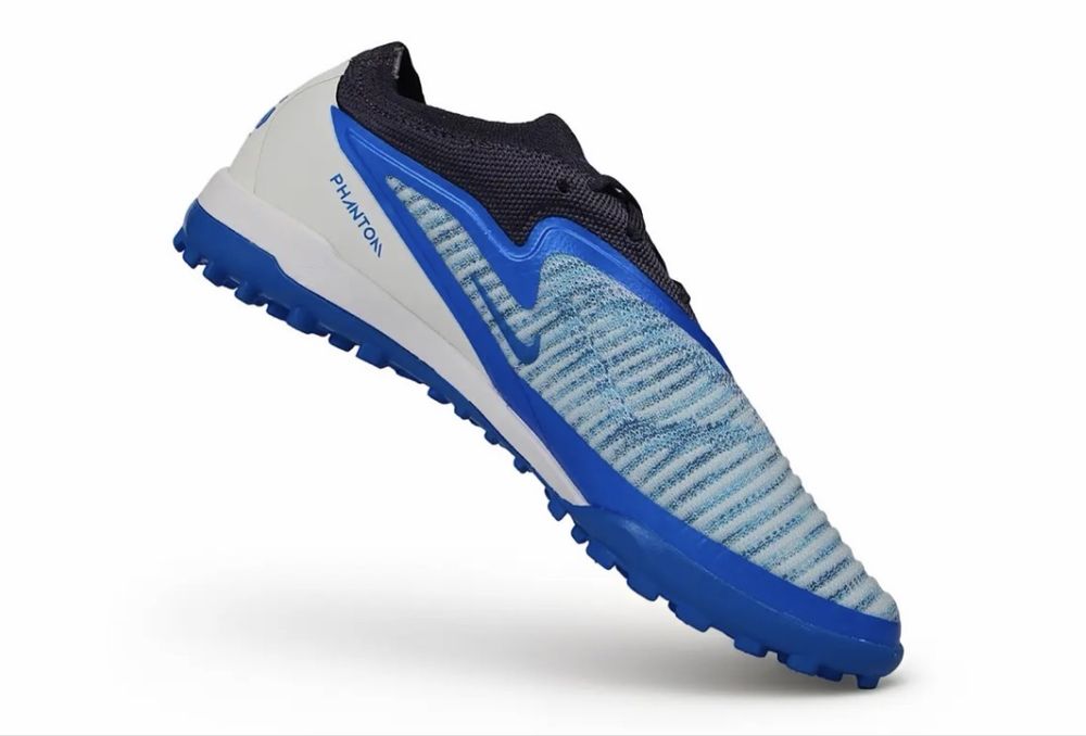 Nike Phantom