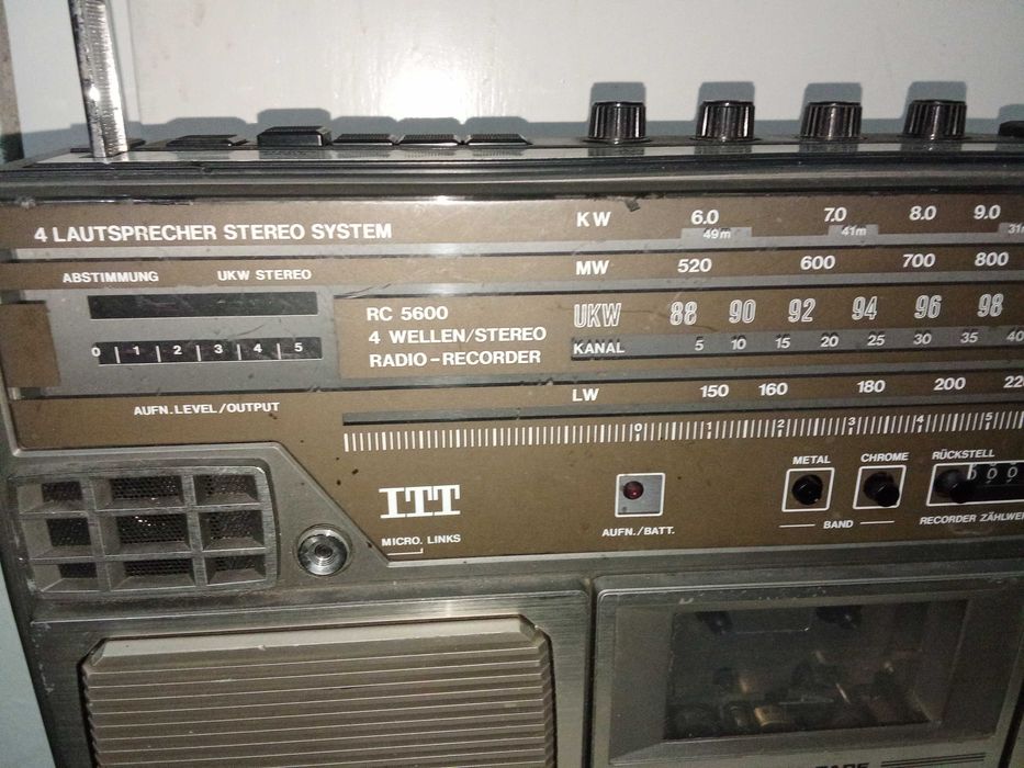 Радиокасетофон ITT RC 5600