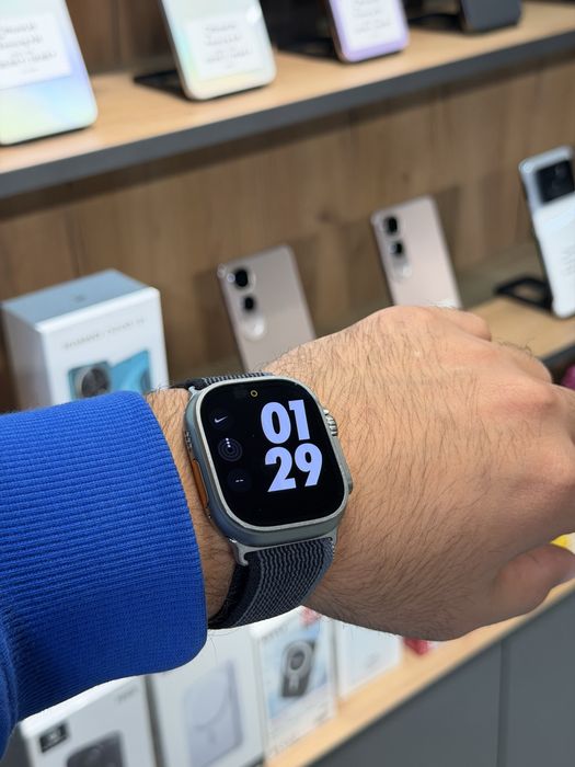 Apple Watch Ultra 2 / PhoneLab