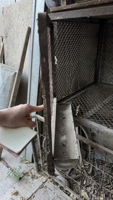 Продам метал клетки для кроликов