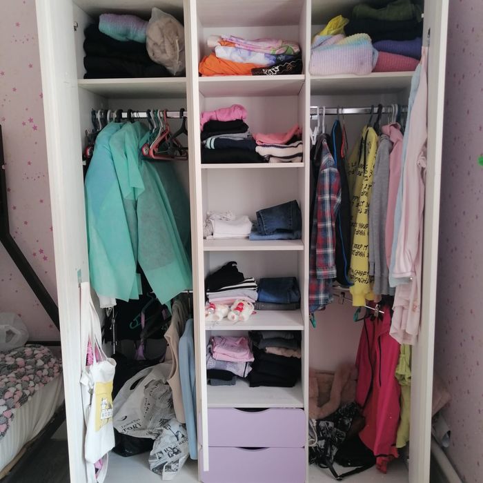 детская мебель, шкаф и стол