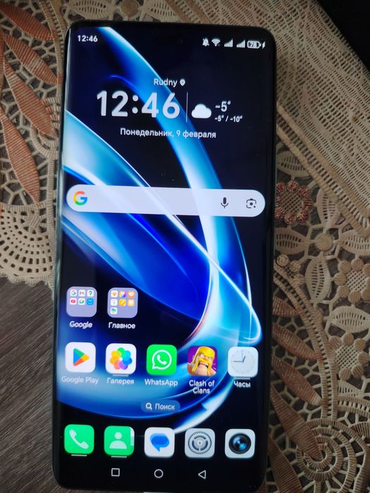 Продам хороший телефон хонор х9с