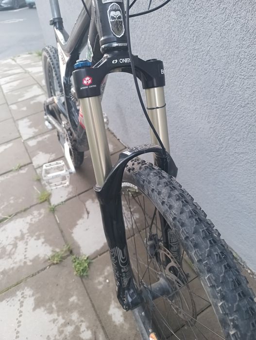 Bicicleta full-suspension Scott