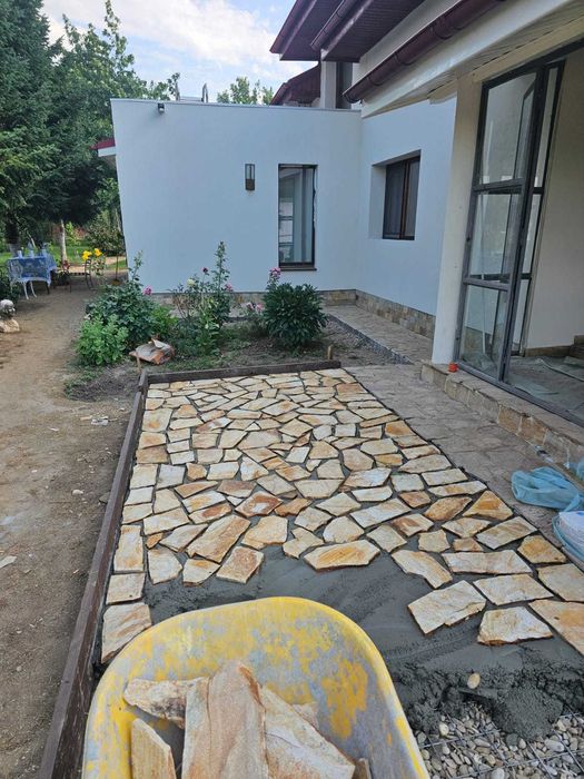 Vând piatră - Oferim și manoperă / montaj