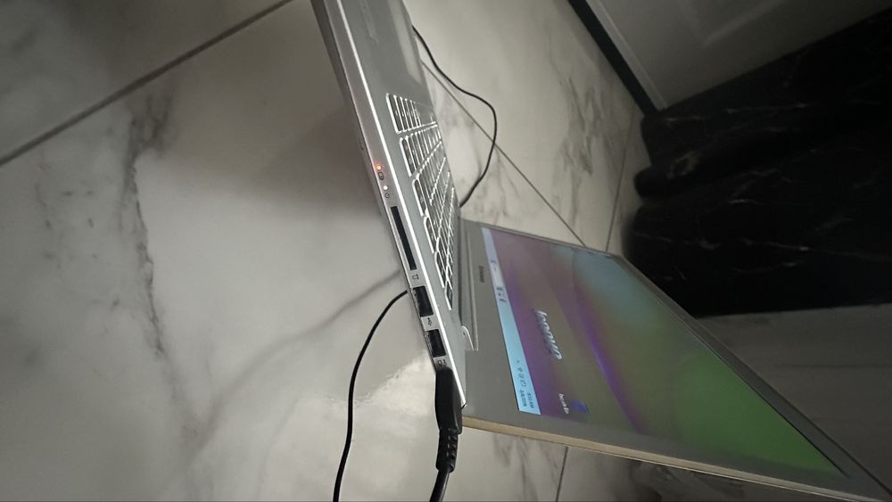 Laptop lenovo U430p  aluminiu
