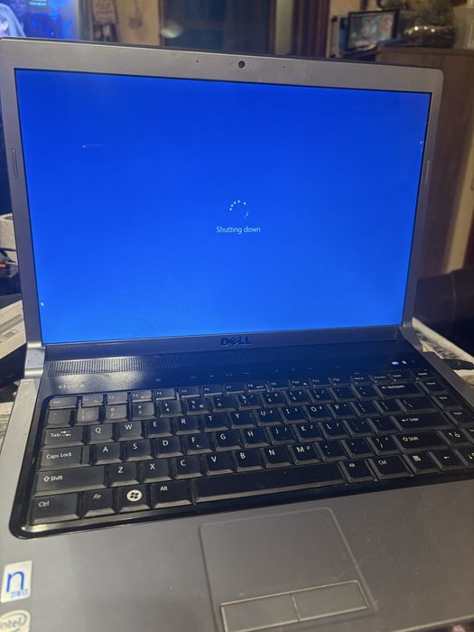 Лаптоп Dell studio 1535