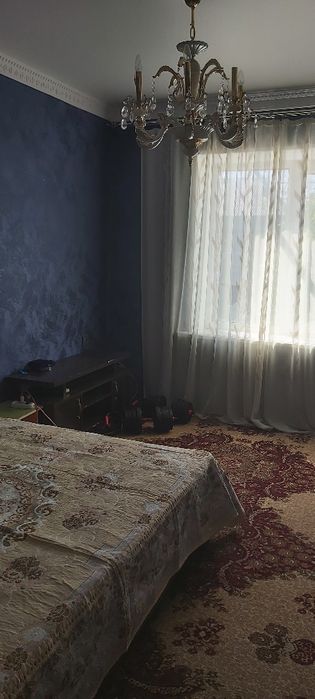 Подаётся большой дом на две семьи