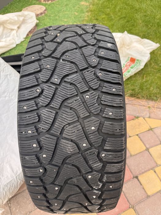 Шины Pirelli 275/50/20