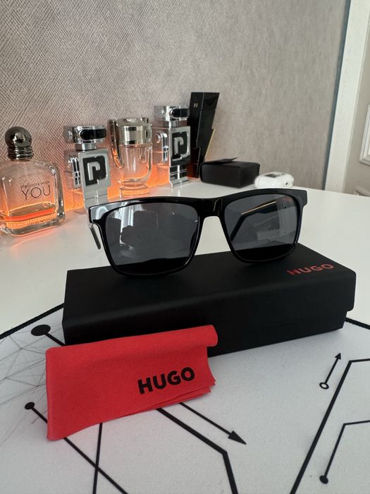 Ochelari de soare HUGO