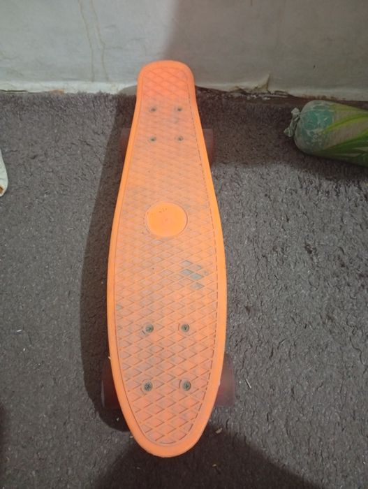 Пинеборд продается