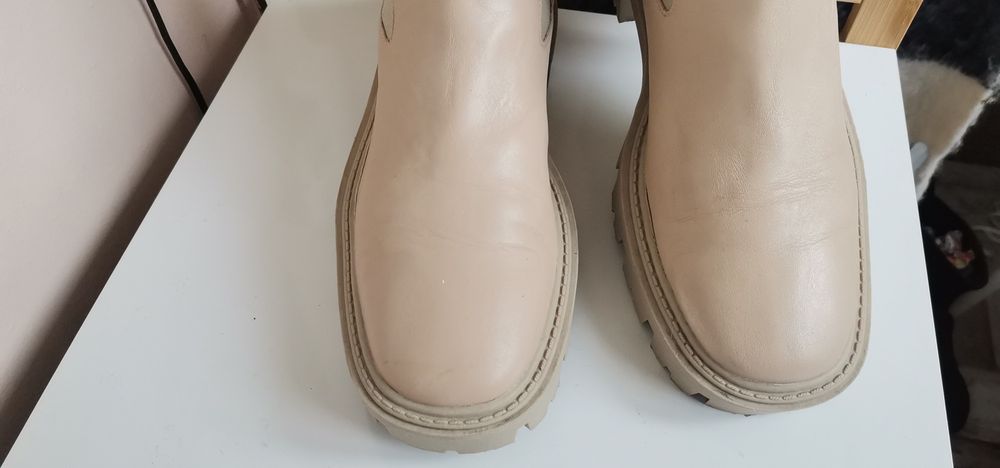 Дамски ботуши Zara 38н.Естествена кожа