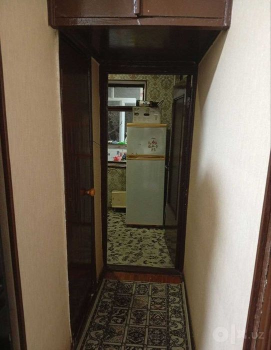 Юнусабад10, 1/1/5, Первая линия 45м2, Улучшенная Раздельная Не Торец