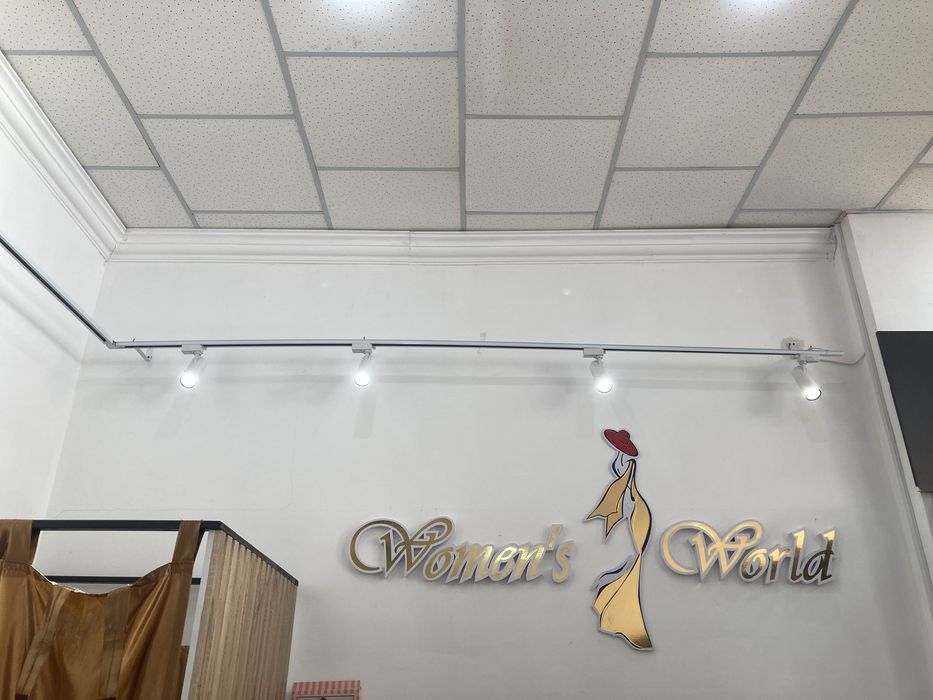 Продам  мебели для бизнеса