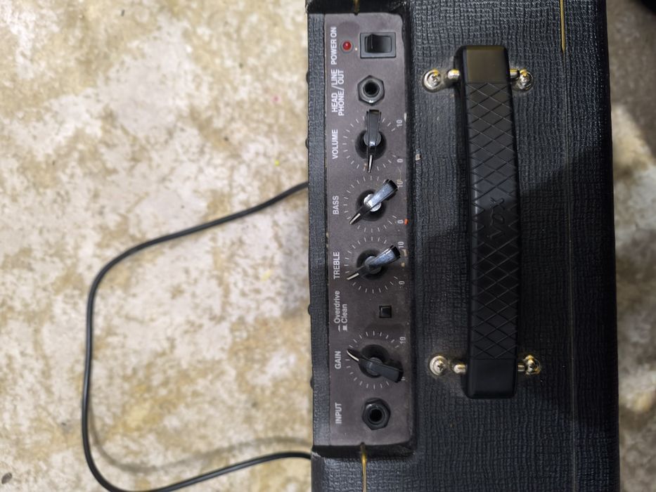 Усливател за китара Vox Pathfinder 10