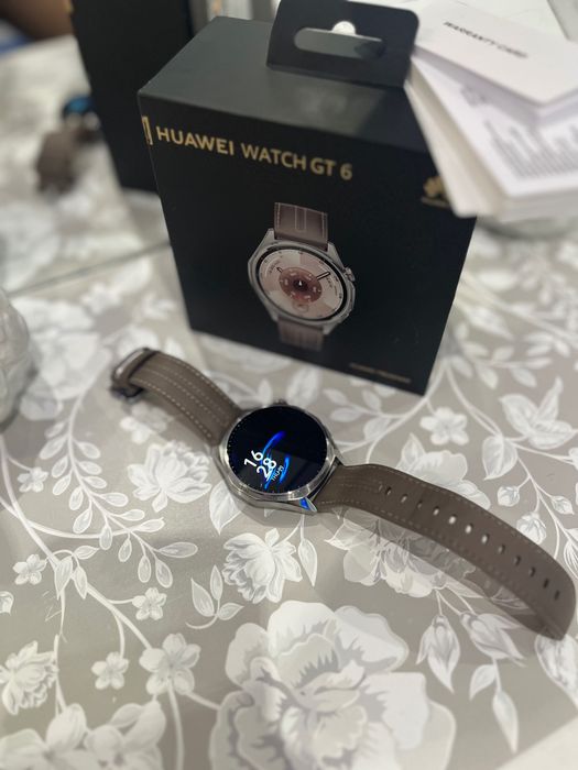 часовник smartwatch Huawei Watch GT 6 46mm Classic